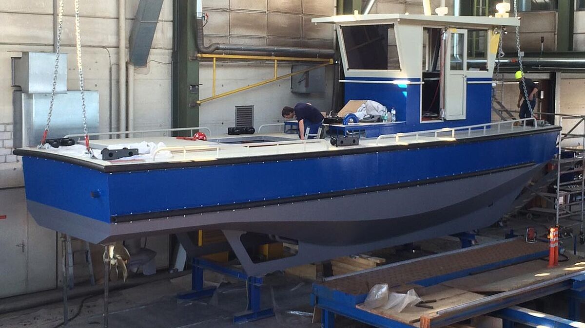 Shiptec_Schiffbau_Arbeitsschiff