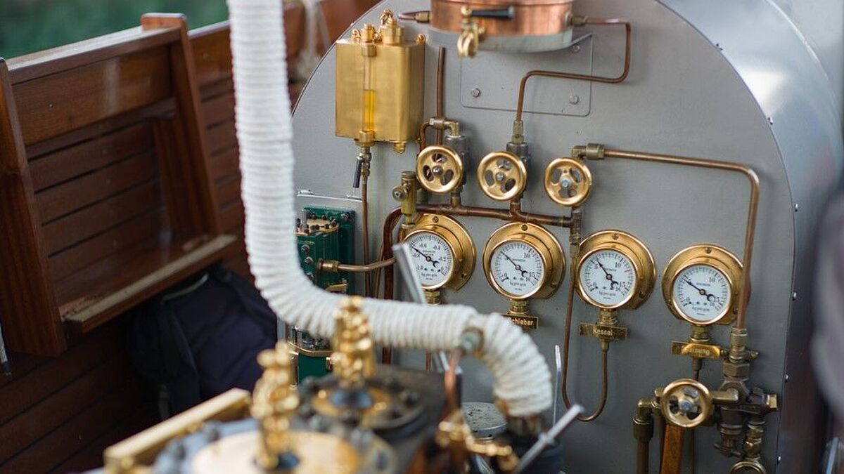 Shiptec_Schiffbau_Dampfboot-Armaturen